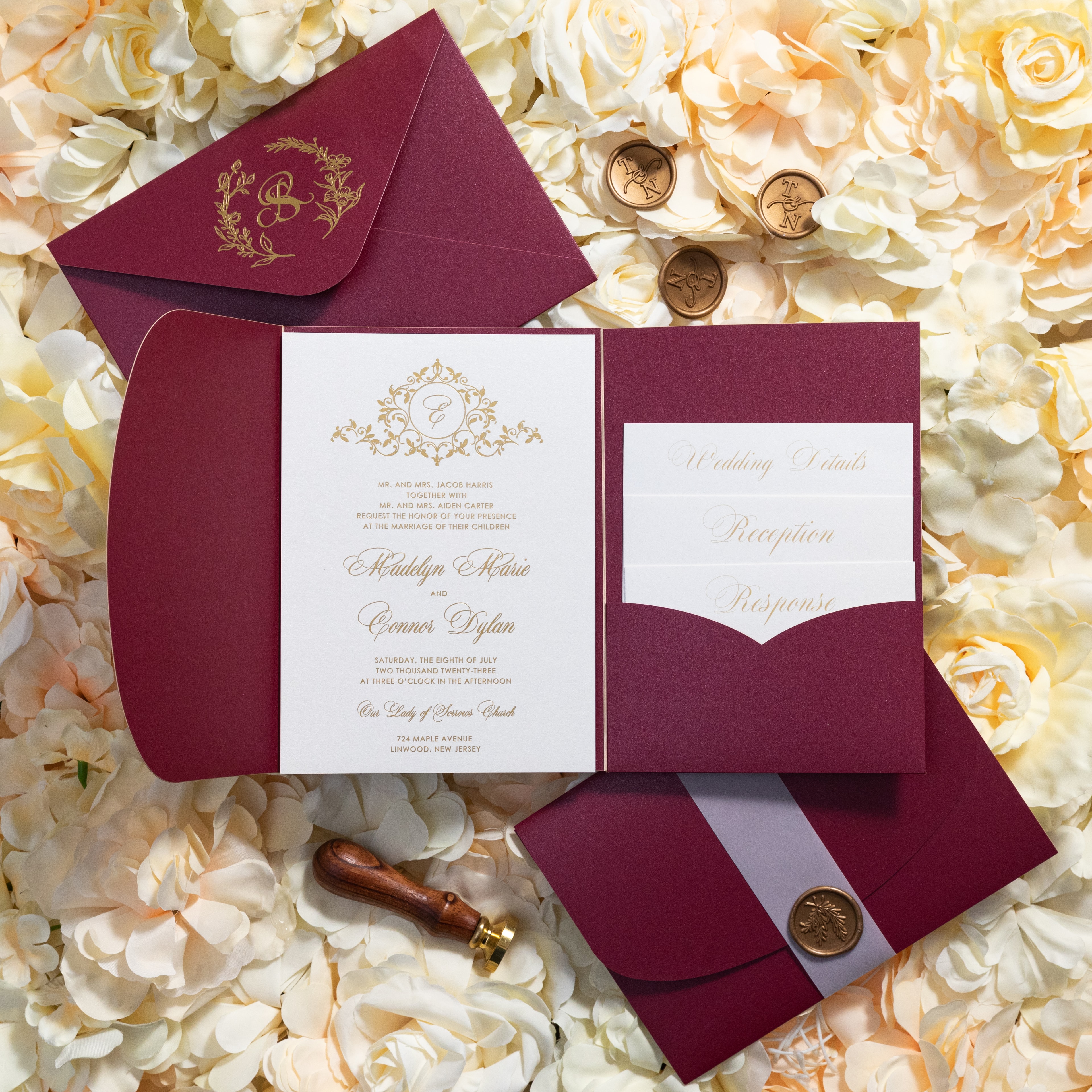 Wedding invitation design W24 by EM's Graphic Studio